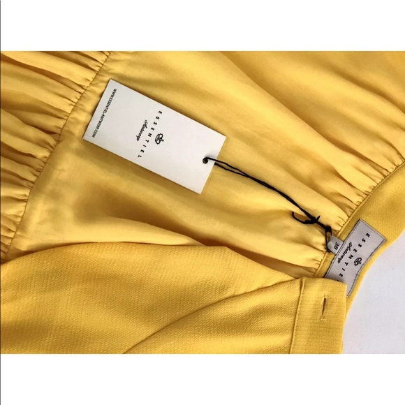 Essentiel Ruffled Wrap MiniTextured Tulip Skirt 38 - Picture 4 of 4